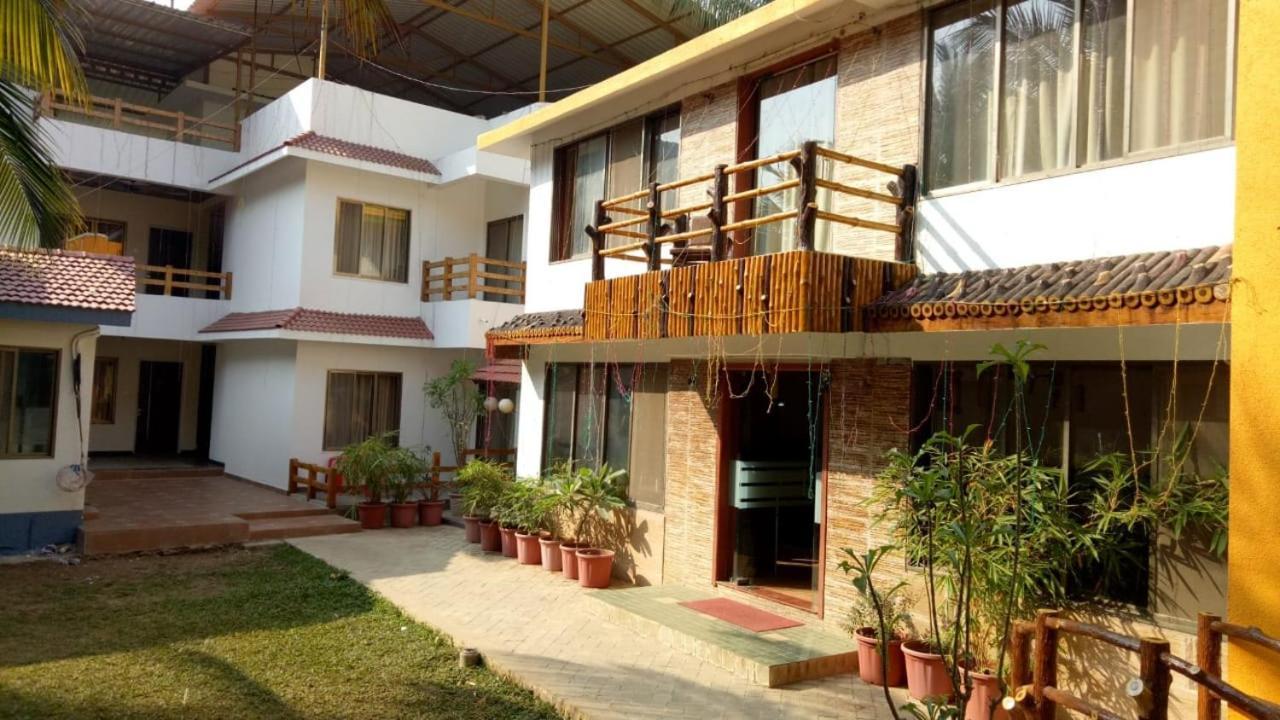 Ruturaj Inn אליבג מראה חיצוני תמונה