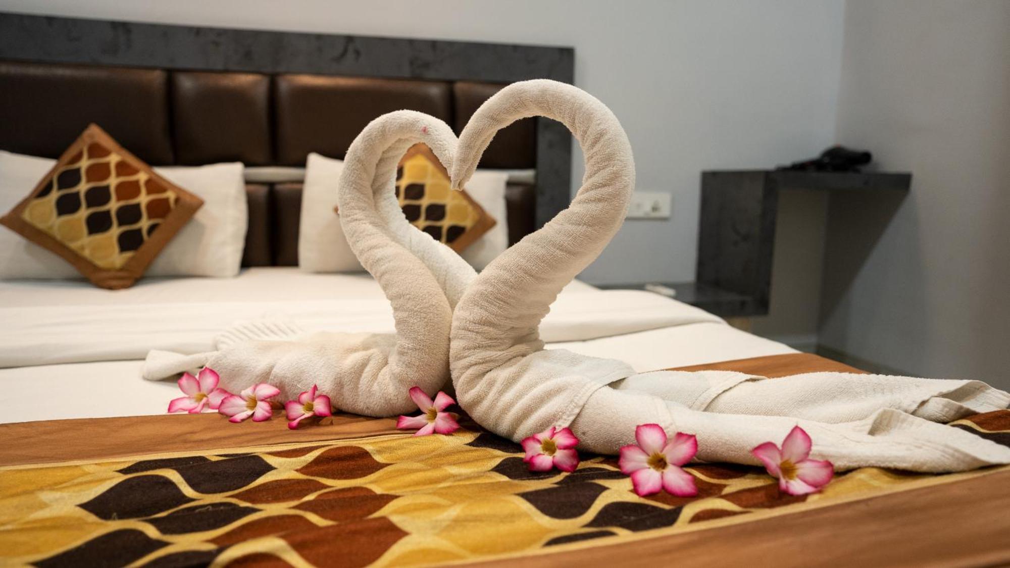 Ruturaj Inn אליבג מראה חיצוני תמונה