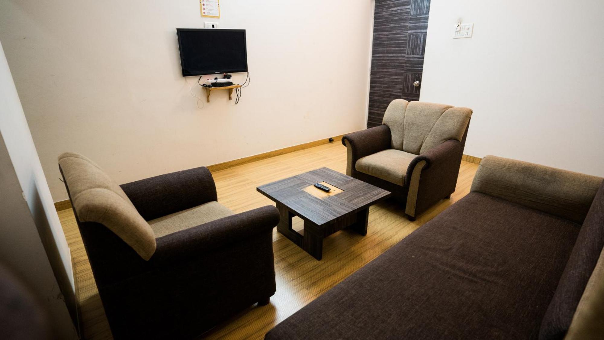 Ruturaj Inn אליבג מראה חיצוני תמונה