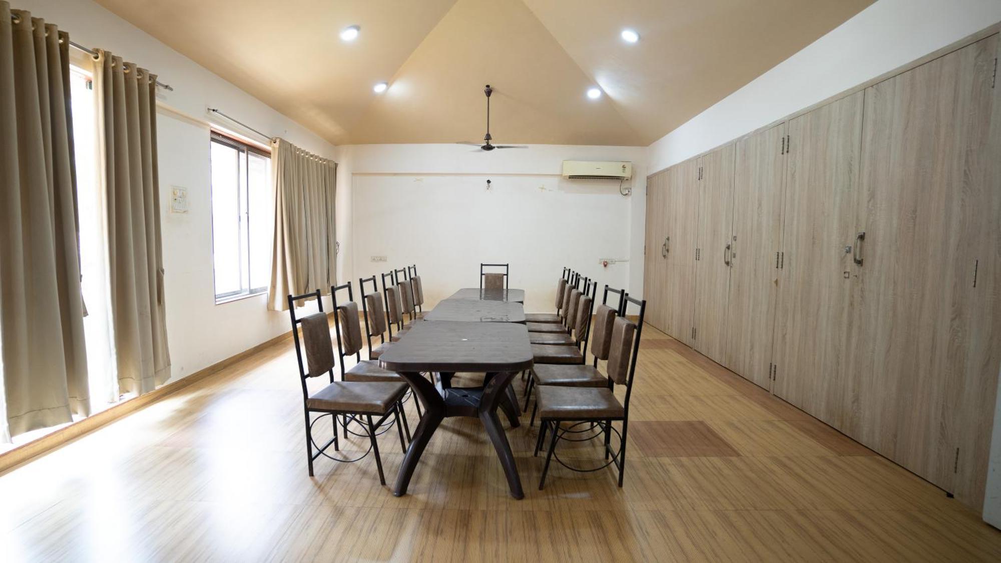 Ruturaj Inn אליבג מראה חיצוני תמונה
